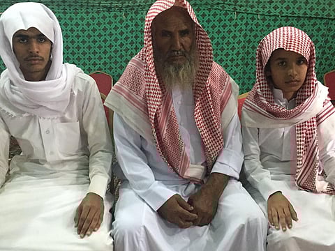 ابن الشهيد السبيعي: والدي علمني معنى التضحية للدين ثم المليك والوطن