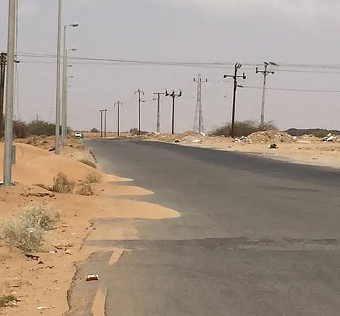 توجيه بلدية صامطة بتوسعة وصيانة "طريق الموت" عاجلاً