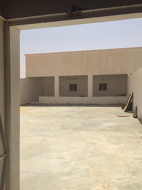 شاهد ... ابتدائية الحيانية للبنات ببقعاء تفتقر لأدنى المقومات