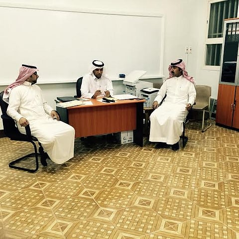 وفد من "حقوق الإنسان" يزور مركزاً انتخابياً ببدر الجنوب