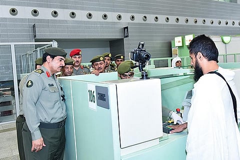 "الحويفي" يطمئن على مواقع الجوازات التي تخدم الحجاج