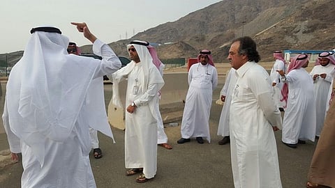 وكيل وزارة الحج يتفقد المشاريع والطرق بالمشاعر المقدسة