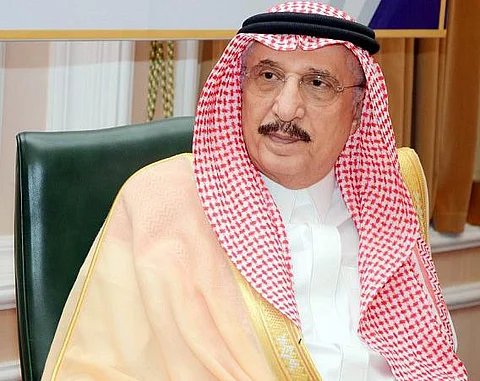 أمير جازان يوجّه بإنهاء كل طلبات إيصال الكهرباء للمواطنين