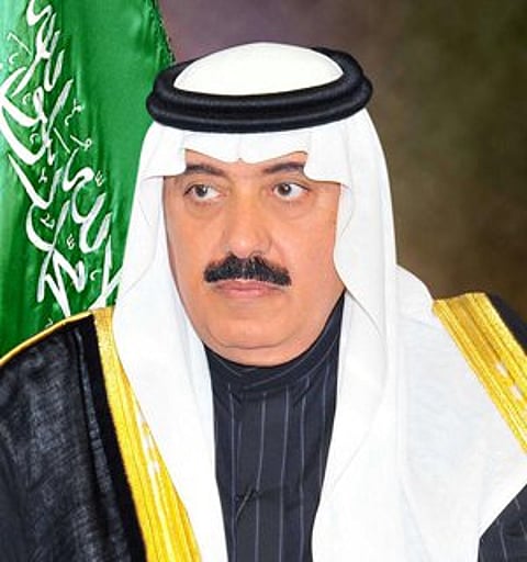 "متعب بن عبدالله" يأمر بتعيين الممرضة أريج القحطاني في الحرس الوطني