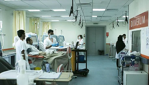 تَعَرّف على تفاصيل استفادة 17 ألف سعودي بالغسيل الكلوي مجاناً