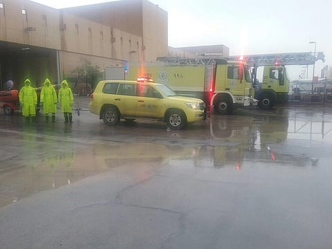 "مدني الرياض": تلقينا 2532 بلاغاً منذ مساء أمس