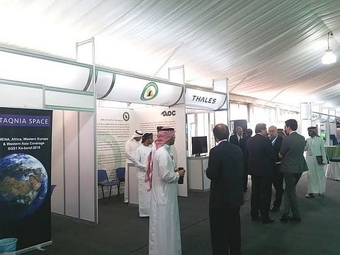 أكثر من 40 شركة عالمية تستعرض في "الحرب الإلكترونية"