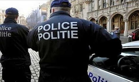 احتجاز رهائن شمالي فرنسا قرب الحدود البلجيكية