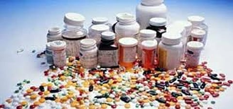 أمريكا تصرِّح بدواء يعالج السرطان ويسبب الوفاة المفاجئة!!