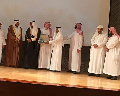 "ابتدائية العليا "بالرياض تحصد "درع التميز" بالأسبوع التمهيدي