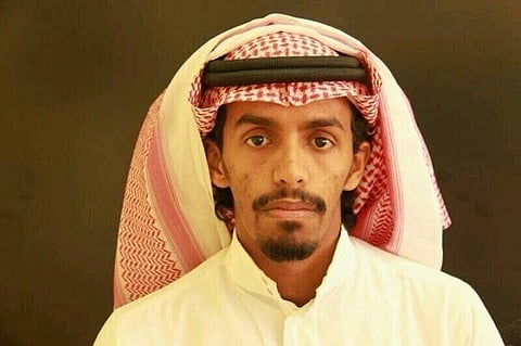 شجاعة المواطن "العمري" تنقذ 4 معلمات من حريق سيارتهن بعقلة الصقور