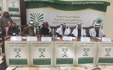 "خطأ" يخرج مرشحاً ويدخل آخر في "انتخابات" عرعر