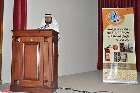 "الحارثي" يدشّن برنامج "تجارب الإخلاء الفرضية" بمدارس مكة