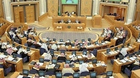 "الشورى": فتح استقدام العمالة المنزلية عبر مكاتب دول الخليج