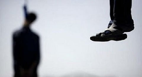 مواطن ثلاثيني ينتحر شنقاً في "قوز القنفذة"