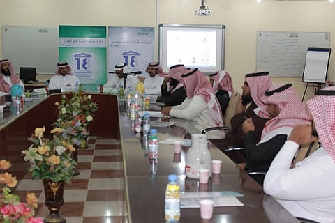 وكيل جامعة بيشة يحاضر عن "اللغة العربية.. واقعها وآفاقها"