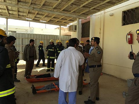 شاهد.. الدفاع المدني ينفّذ فَرَضية إخلاء ناجحة بسجن "الدواسر"