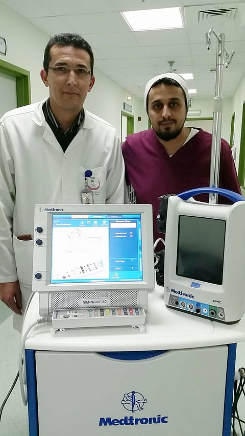 بلجرشي.. نجاح عملية نادرة لإزالة تسوس من"أذن" ثلاثيني