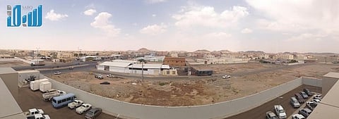 موجة غبار تغطي سماء عفيف وتحد من مدى الرؤية الأفقية