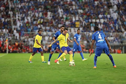 من يضحك كثيراً في الديربي رقم 85 ؟