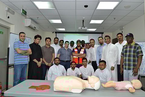 الهلال الأحمر بمكة يدرب 2313 للتعامل مع الإصابات المختلفة