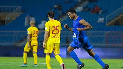 "الزعيم" المنتشي بالنصر يخشى مفاجأة "بنو قادس"