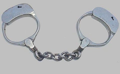 شرطة أضم تنجح في القبض على مواطن تحرَّش بطالبة