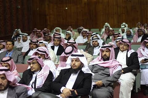 400 معلم ومعلمة بالطائف يشاركون بورشة "عقلية التميز "