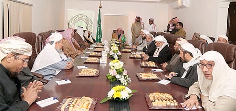 وزير الشؤون الإسلامية يفتتح مقر برنامج التواصل مع علماء اليمن بالرياض