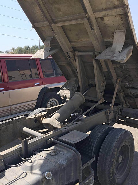 الإطاحة بعصابة تسرق سيارات وتبيعها قطع غيار في بيشة