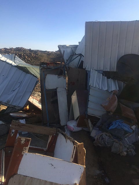 مواطن بالطائف: لجنة التعديات هدمت حظيرة أغنامي وبعثرت ممتلكاتي