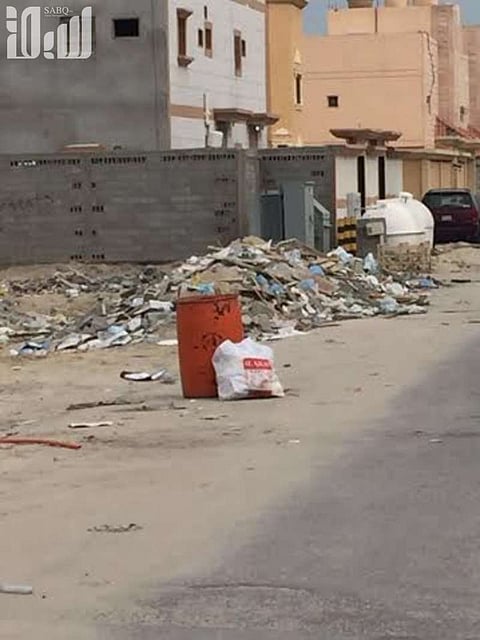 "الشؤون البلدية" رداً على "سبق": شركات خاصة لإزالة مخلفات البناء بالخفجي