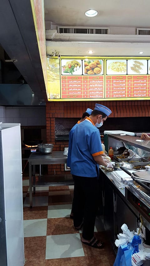 أمانة جدة لـ"سبق": بلاغ القطط مجرد اشتباه.. وتم الوقوف على المطعم