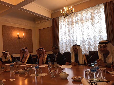 وفد "الشورى" من موسكو: نعول على روسيا للجم إرهاب إيران.. لا نعادي ولا نُستفز