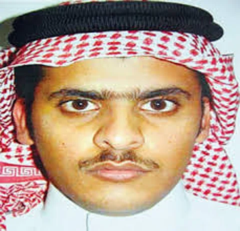 زميل الداعشي "الرشيدي" يكشف لـ"سبق": كان انطوائياً.. وأكبرطموحاته الألعاب الإلكترونية!