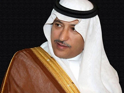 سفير خادم الحرمين بعمان يقدم واجب العزاء في الشهيد "الزيود"
