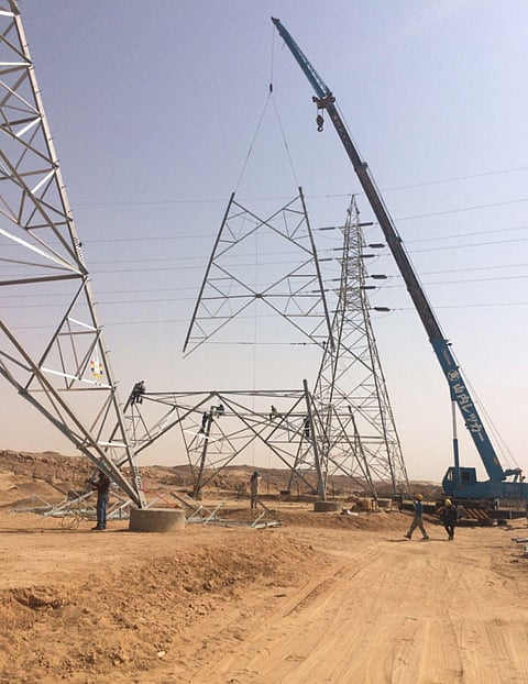 إدخال 4 دوائر نقل كهرباء جديدة لمشروع ربط قرى ومحافظات الخرج