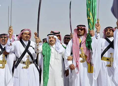 شاهد.. أمير الرياض يفتتح المرحلة الأولى من متنزه الملك سلمان في بنبان