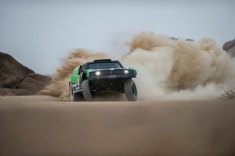 الراجحي يتصدر المرحلة الأولى من رالي حائل نيسان 2016