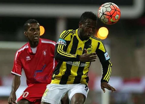 الاتحاد يسعى لتضييق الخناق على فرق المقدمة في دوري "جميل"