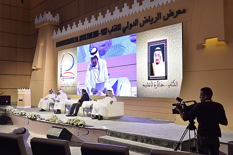 مسرحيون يبثون همومهم من منصة كتاب الرياض للبحث عن حلول