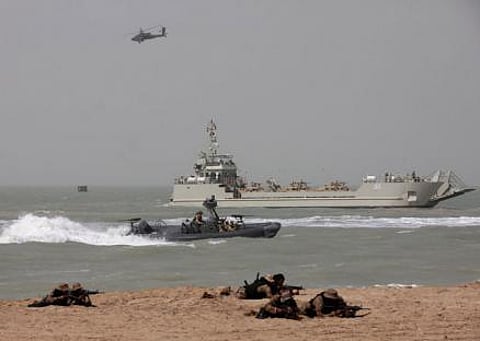 انطلاق المناورات البحرية الخليجية المشتركة "اتحاد 18" بالبحرين