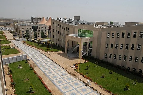 بدء استقبال ترشيحات جوائز جامعة الملك خالد للتميز