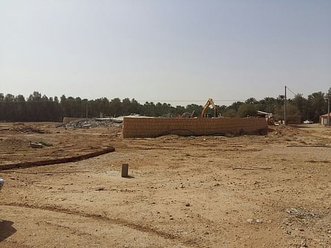 تفاعلاً مع "سبق".. أمانة الرياض تُلزم بلدية سدير بإزالة مبناها