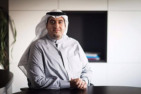 "لبني" مستشارًا لوزارة الإسكان