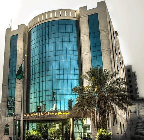 الفالح: حلول عاجلة لزيادة طاقة طرق المشاعر قبل الحج المقبل