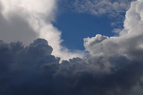 "الجهني": فرص أمطار مرتقبة على مرتفعات مكة والباحة وعسير وجازان وفقاً للنموذج العددي السعودي