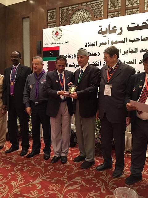 "الغباشي" يحصد وسام الاتحاد العربي لرواد الكشافة