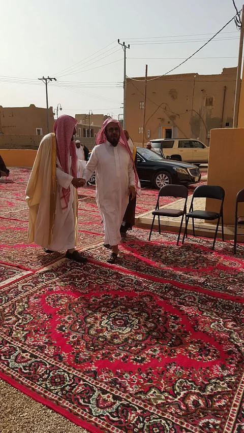 بالصور.. الدكتور المطلق يتجول بقرية القصب التاريخية