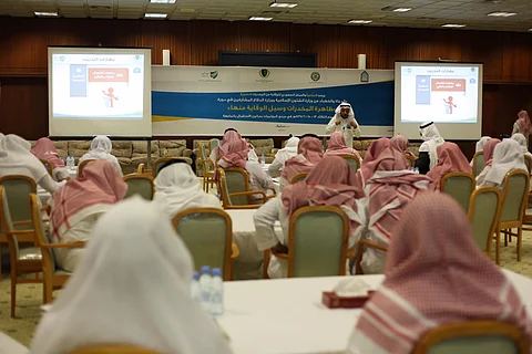 "الشريف": نتصدى بحزم لمروّجي المخدرات بمواقع التواصل وضبَطنا ١٢